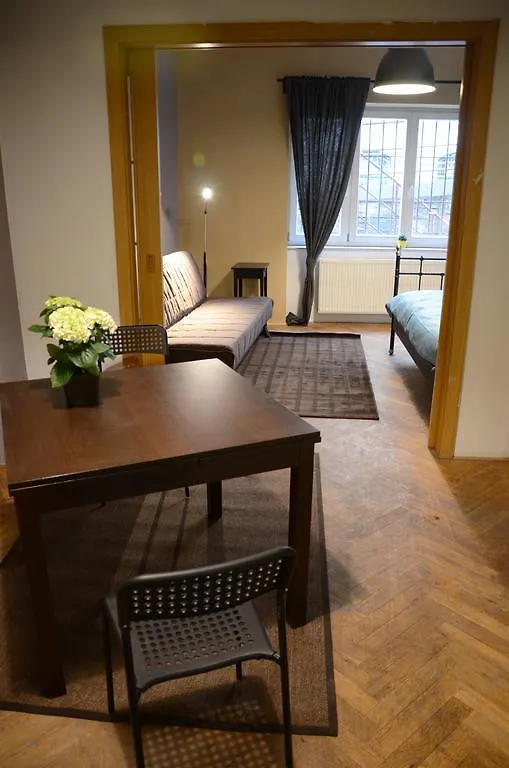 Funci Dancing 6 Apartment Prag
