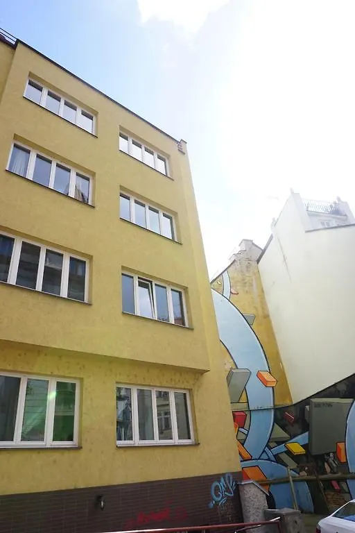 Funci Dancing 6 Apartment Praga Repubblica Ceca